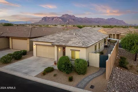 1705 S Aryelle Rd, Apache Junction, AZ 85119