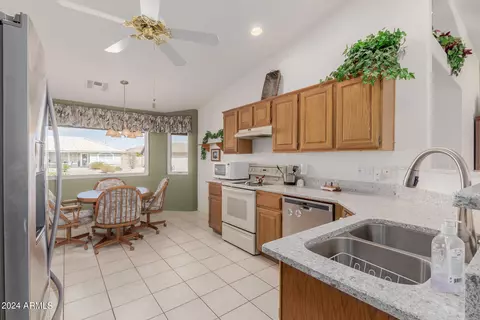 Kitchen - 11009 E Keats Ave, Mesa, AZ 85209 photo 1 of 3