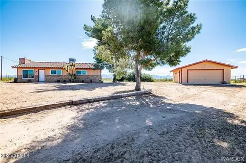5062 W Bali Hi Dr, Golden Valley, AZ 86413