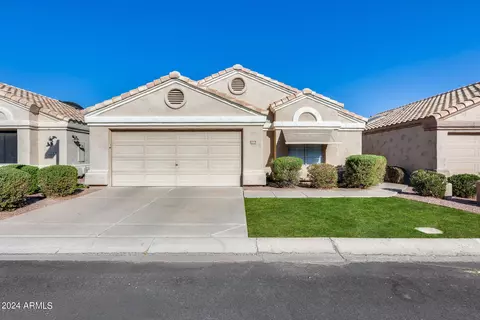 17131 N Joshua Path, Surprise, AZ 85374