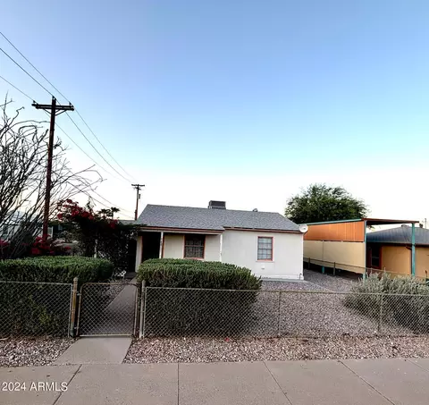 240 W 1st Ave, Ajo, AZ 85321
