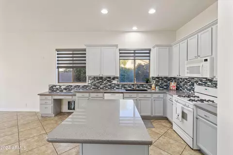 2860 E Nunneley Rd, Gilbert, AZ 85296 photo 2
