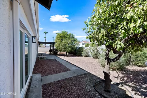 Exterior - 1806 E La Jolla Dr, Tempe, AZ 85282 photo 13 of 15