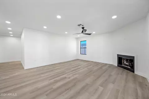 Living - 1806 E La Jolla Dr, Tempe, AZ 85282 photo 6 of 9