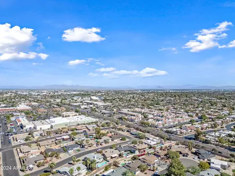 View/Area - 1806 E La Jolla Dr, Tempe, AZ 85282 photo 10 of 12