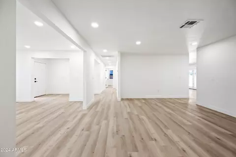 Entry Way - 1806 E La Jolla Dr, Tempe, AZ 85282 photo 5 of 7