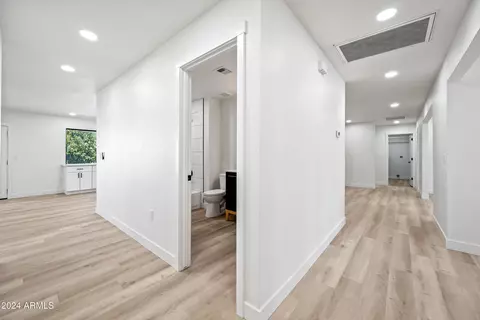 Entry Way - 1806 E La Jolla Dr, Tempe, AZ 85282 photo 2 of 7