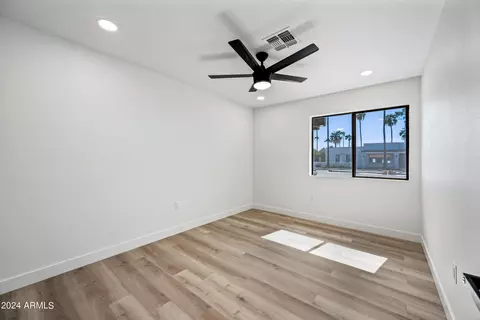 Bedroom - 1806 E La Jolla Dr, Tempe, AZ 85282 photo 1 of 2