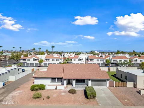 View/Area - 1806 E La Jolla Dr, Tempe, AZ 85282 photo 1 of 12