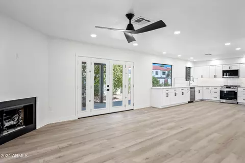 Living - 1806 E La Jolla Dr, Tempe, AZ 85282 photo 7 of 9