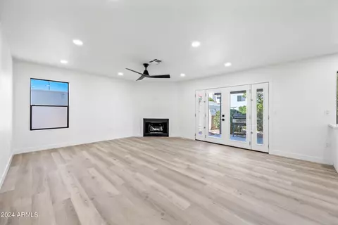Living - 1806 E La Jolla Dr, Tempe, AZ 85282 photo 5 of 9