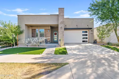 5725 S 101st St, Mesa, AZ 85212