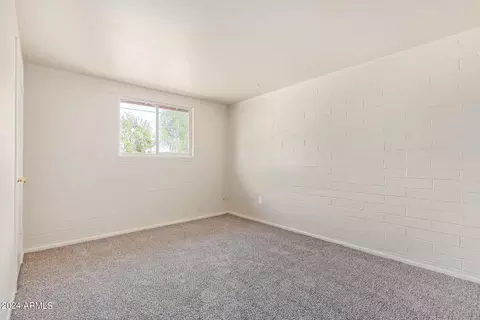 6420 W Mitchell Dr, Phoenix, AZ 85033 photo 13