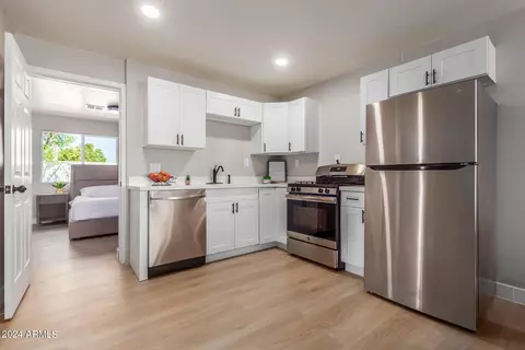 3046 W Cypress St, Phoenix, AZ 85009 photo 11
