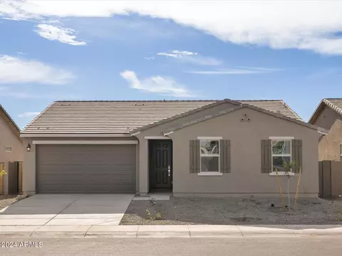 8639 W Albeniz Pl, Tolleson, AZ 85353