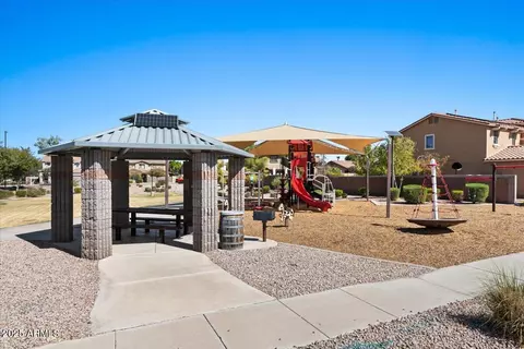 Exterior - 1264 E Walnut Rd, Gilbert, AZ 85298 photo 9 of 9