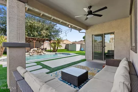Exterior - 1264 E Walnut Rd, Gilbert, AZ 85298 photo 4 of 9