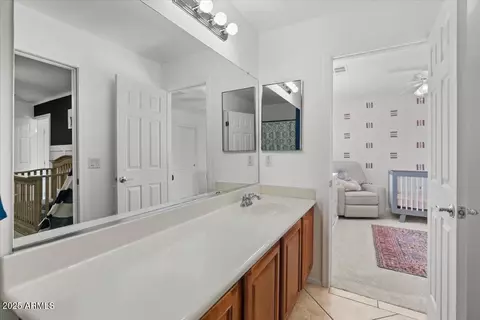 Bath - 1264 E Walnut Rd, Gilbert, AZ 85298 photo 5 of 5