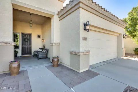 Exterior - 8723 E Hillview St, Mesa, AZ 85207 photo 5 of 18