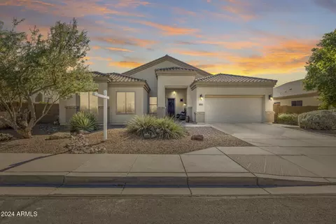 8723 E Hillview St, Mesa, AZ 85207