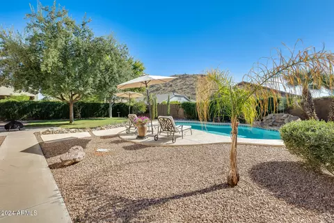Exterior - 8723 E Hillview St, Mesa, AZ 85207 photo 9 of 18