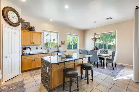 Kitchen - 8723 E Hillview St, Mesa, AZ 85207 photo 3 of 6