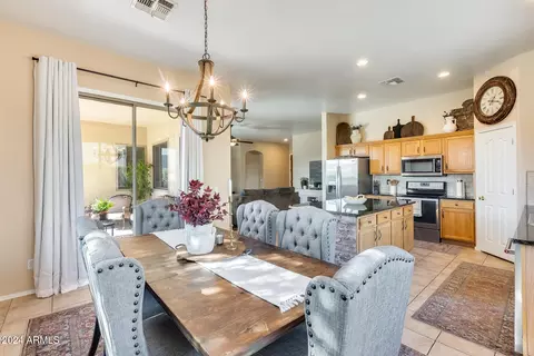 Dining - 8723 E Hillview St, Mesa, AZ 85207 photo 2 of 2