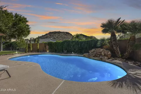 Exterior - 8723 E Hillview St, Mesa, AZ 85207 photo 17 of 18