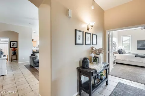 Entry Way - 8723 E Hillview St, Mesa, AZ 85207 photo 3 of 5