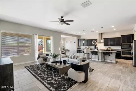 10249 E Trillium - Ave, Mesa, AZ 85212 photo 3