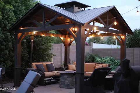 4257 E County Down Dr, Chandler, AZ 85249 photo 4
