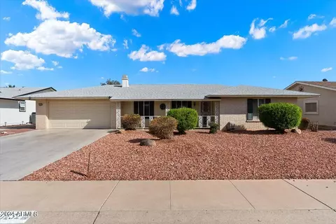 10232 W Gulf Hills Dr, Sun City, AZ 85351