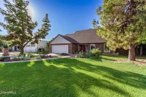 2035 E Kael Cir, Mesa, AZ 85213 photo 3