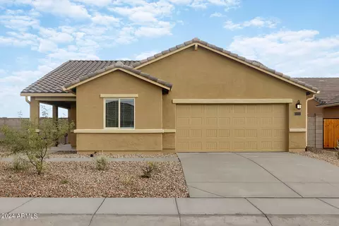672 W Crowned Dove Trl, Casa Grande, AZ 85122