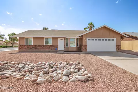 341 E Melody Dr, Gilbert, AZ 85234