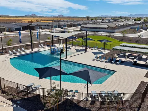 3616 E Alexander Dr, San Tan Valley, AZ 85143