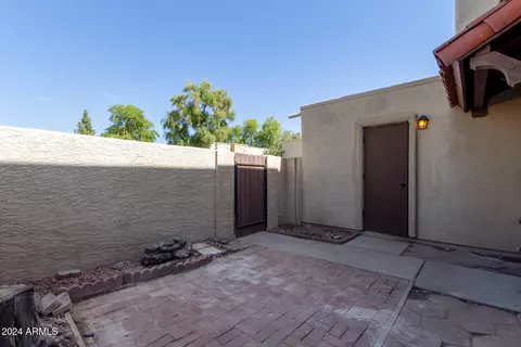 4230 N 82nd St, Scottsdale, AZ 85251