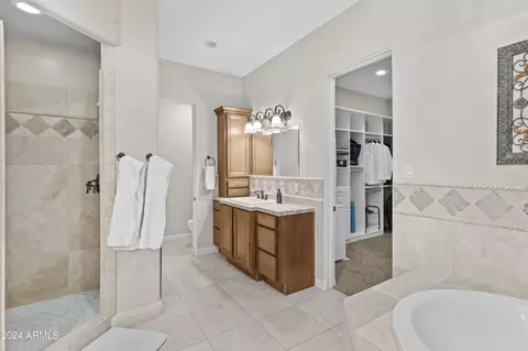 Bath - 3520 E Pearl Cir, Mesa, AZ 85213 photo 8 of 10