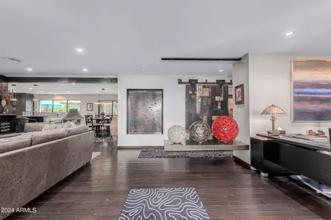 3323 E Vogel Ave, Phoenix, AZ 85028 photo 10