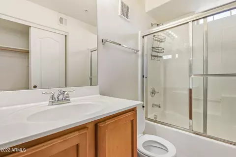 Bath - 2402 E 5th St #1429, Tempe, AZ 85281 photo 2 of 3