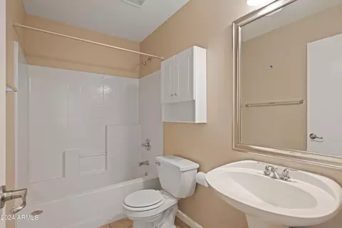 1359 E Gail Ct, Gilbert, AZ 85296 photo 12