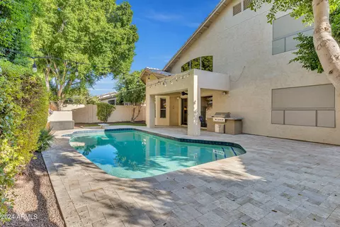Exterior - 1962 E Drake Dr, Tempe, AZ 85283 photo 10 of 17