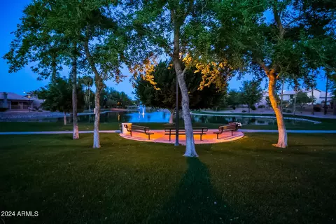 View/Area - 1962 E Drake Dr, Tempe, AZ 85283 photo 14 of 17