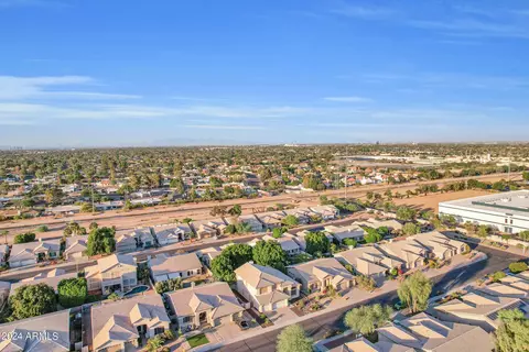 View/Area - 1962 E Drake Dr, Tempe, AZ 85283 photo 3 of 17
