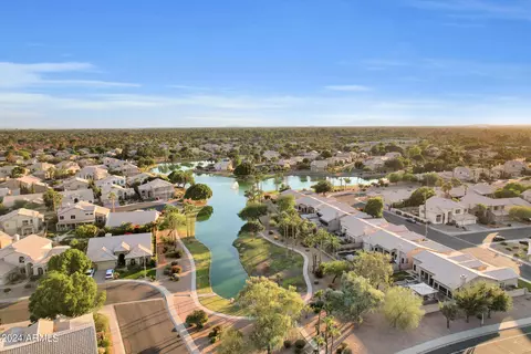 View/Area - 1962 E Drake Dr, Tempe, AZ 85283 photo 6 of 17