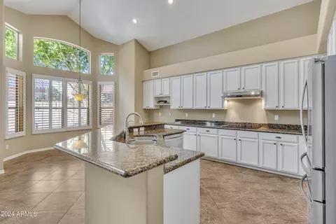 Kitchen - 1962 E Drake Dr, Tempe, AZ 85283 photo 2 of 4