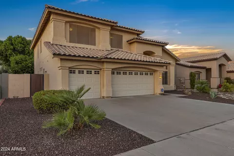 Exterior - 1962 E Drake Dr, Tempe, AZ 85283 photo 5 of 17