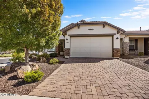 1569 N Range View Cir, Prescott Valley, AZ 86314