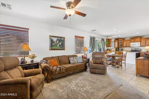 706 W Baldwin Loop, Coolidge, AZ 85128 photo 11