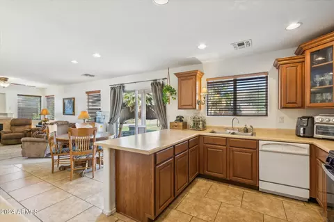 706 W Baldwin Loop, Coolidge, AZ 85128 photo 12